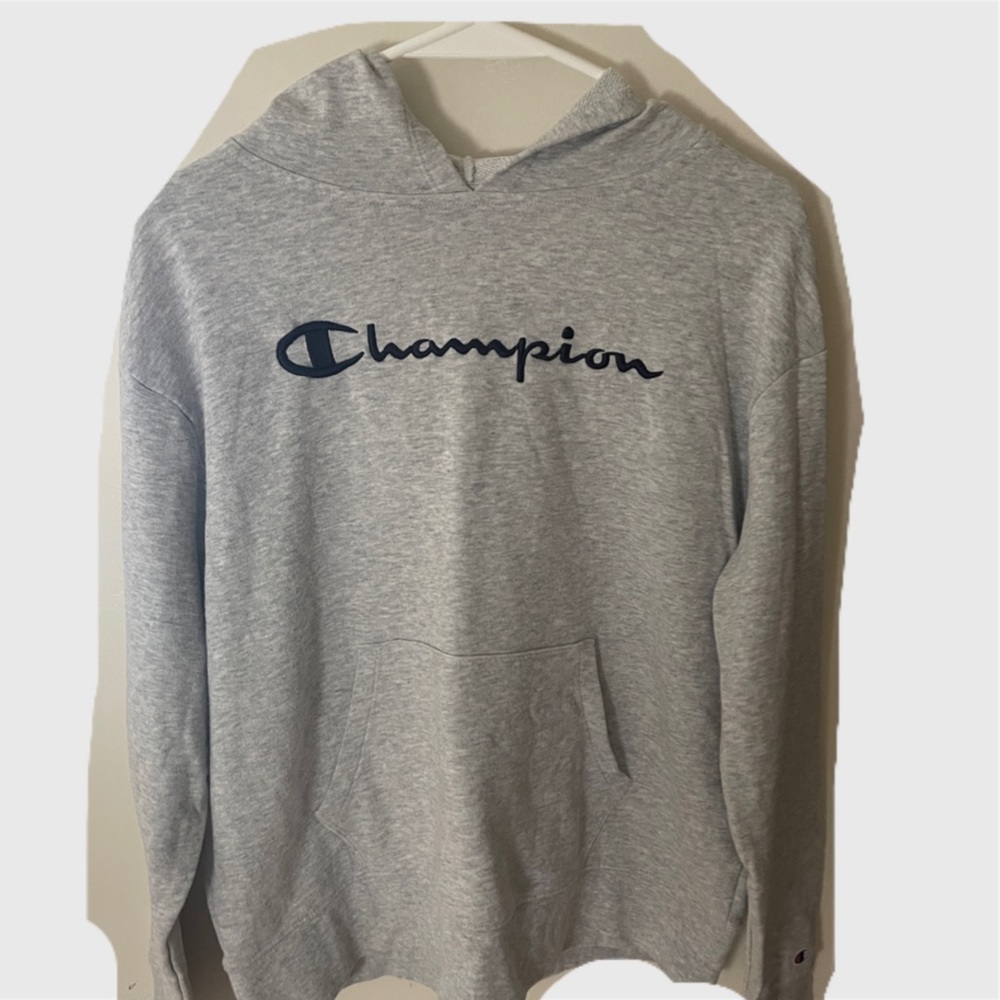 Men’s medium grey champion hoodie